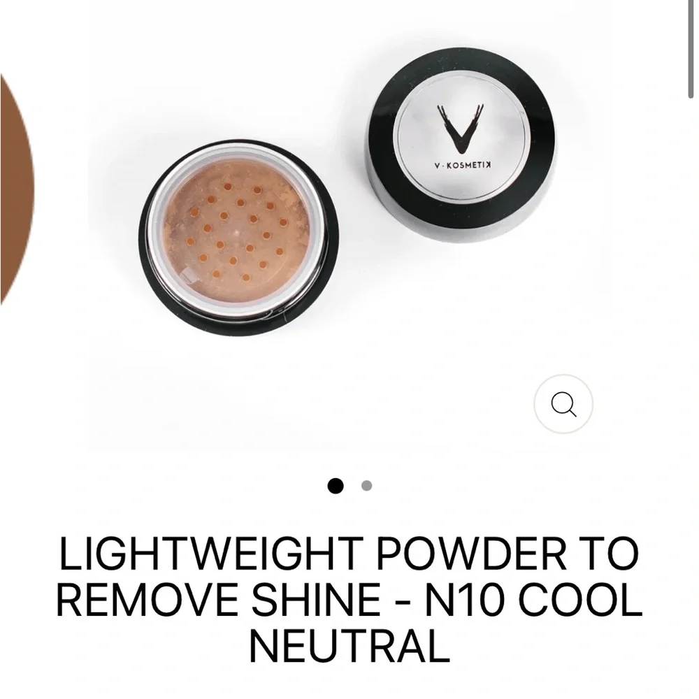 V Kosmetik Loose Powder in Cool/Neutral - NWT